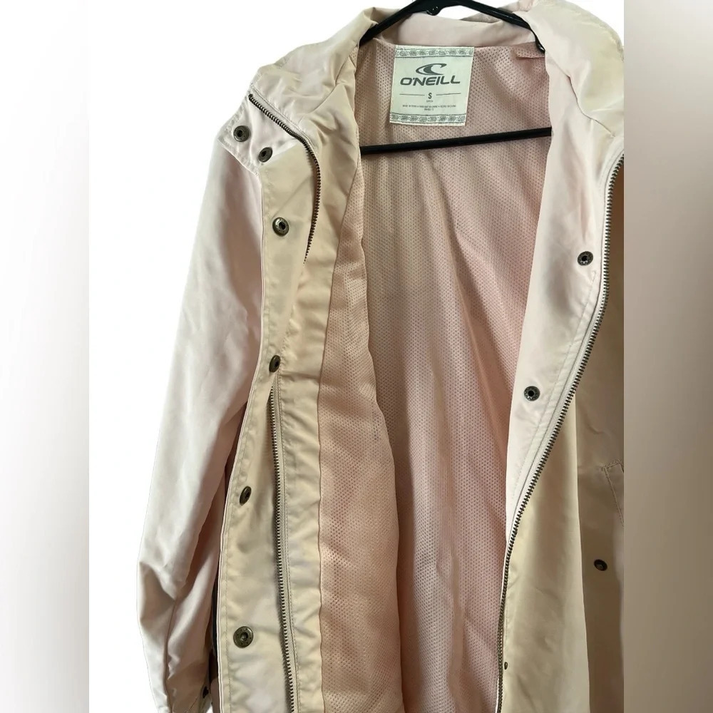 O’Neil women’s light pink hooded jacket - Picture 5 of 5